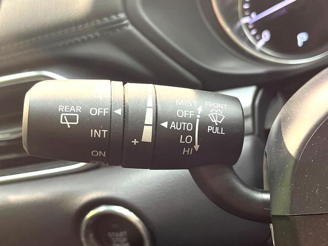 ＣＸ－５ ２０Ｓ　スマートエディション　禁煙車　８型マツダコネクト　衝突軽減　レーダークルーズ　サイド／バックカメラ　ＥＴＣ　Ｂｌｕｅｔｏｏｔｈ　ドラレコ　ＬＥＤヘッド　ブラインドスポットモニター　オートハイビーム　オートエアコン（55枚目）