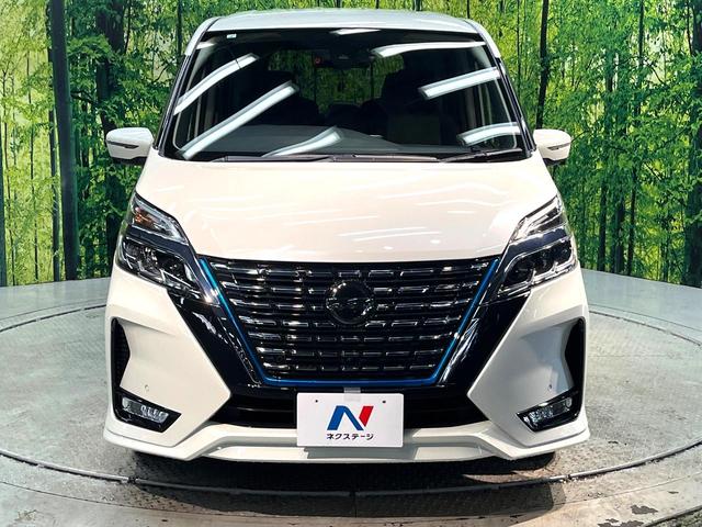 セレナ ｅ－パワー　ハイウェイスターＶ　純正１０型ナビ　プロパイロット　禁煙車　両側電動ドア　全周囲カメラ　衝突被害軽減システム　Ｂｌｕｅｔｏｏｔｈ　フルセグ　ドラレコ　コーナーセンサー　スマートキー　ＬＥＤヘッド　ビルトインＥＴＣ（15枚目）