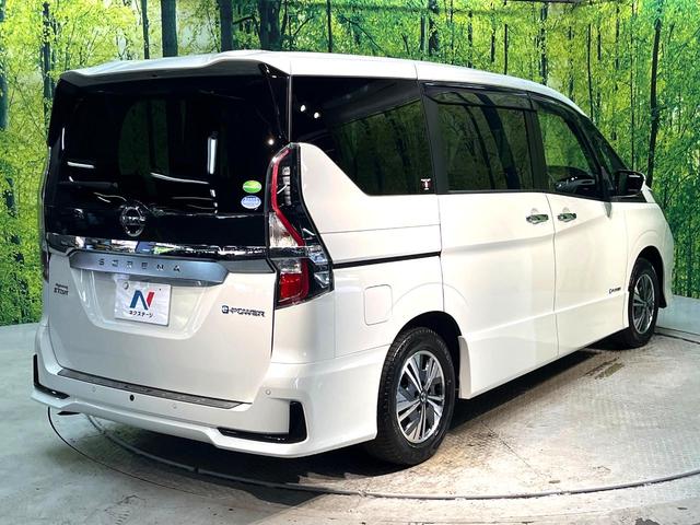 セレナ ｅ－パワー　ハイウェイスターＶ　純正１０型ナビ　プロパイロット　禁煙車　両側電動ドア　全周囲カメラ　衝突被害軽減システム　Ｂｌｕｅｔｏｏｔｈ　フルセグ　ドラレコ　コーナーセンサー　スマートキー　ＬＥＤヘッド　ビルトインＥＴＣ（18枚目）