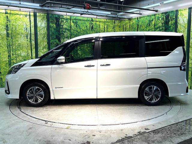 セレナ ｅ－パワー　ハイウェイスターＶ　純正１０型ナビ　プロパイロット　禁煙車　両側電動ドア　全周囲カメラ　衝突被害軽減システム　Ｂｌｕｅｔｏｏｔｈ　フルセグ　ドラレコ　コーナーセンサー　スマートキー　ＬＥＤヘッド　ビルトインＥＴＣ（23枚目）