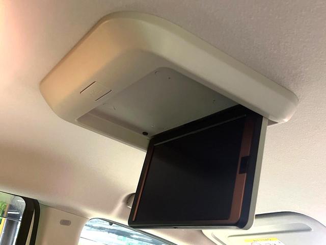 セレナ ハイウェイスター　Ｖセレクション　禁煙車　両側電動スライドドア　フリップダウンモニター　純正９インチナビ　衝突軽減システム　プロパイロット　全周囲カメラ　フルセグ　ドラレコ　デジタルインナーミラー　ＥＴＣ　Ｂｌｕｅｔｏｏｔｈ再生（4枚目）