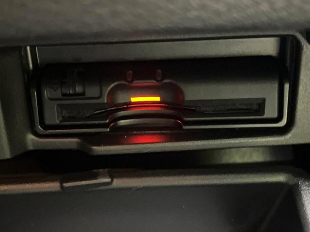 セレナ ハイウェイスター　Ｖセレクション　禁煙車　両側電動スライドドア　フリップダウンモニター　純正９インチナビ　衝突軽減システム　プロパイロット　全周囲カメラ　フルセグ　ドラレコ　デジタルインナーミラー　ＥＴＣ　Ｂｌｕｅｔｏｏｔｈ再生（48枚目）