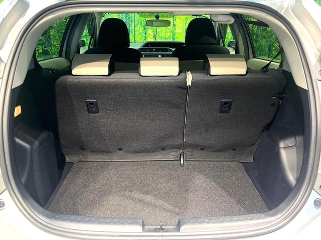 アクア Ｓ　禁煙車　純正ナビ　バックカメラ　ＥＴＣ　Ｂｌｕｅｔｏｏｔｈ　スマートキー　オートライト　オートエアコン　ＣＤ／ＤＶＤ再生　地デジ　盗難防止装置　プライバシーガラス　ヘッドライトレベライザー（40枚目）