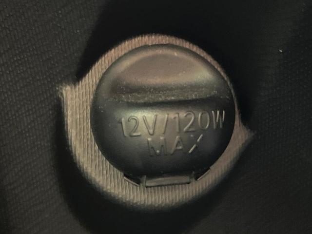 アクア Ｓ　禁煙車　純正ナビ　バックカメラ　ＥＴＣ　Ｂｌｕｅｔｏｏｔｈ　スマートキー　オートライト　オートエアコン　ＣＤ／ＤＶＤ再生　地デジ　盗難防止装置　プライバシーガラス　ヘッドライトレベライザー（50枚目）
