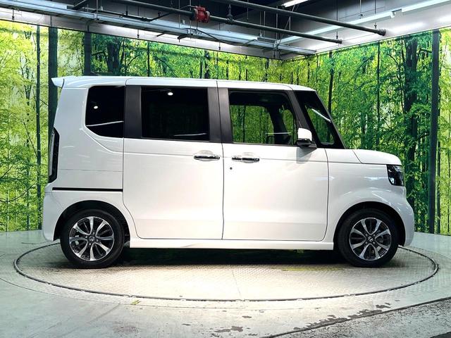 Ｎ－ＢＯＸカスタム ベースグレード　届出済未使用車　両側電動ドア　ホンダセンシング　アダプティブクルーズ　パーキングセンサー　スマートキー　ＬＥＤヘッド　オートハイビーム　車線逸脱警報　オートエアコン　純正１４アルミ　誤発進抑制機能（31枚目）