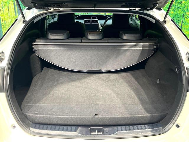 プリウスＰＨＶ Ｓ　ＧＲスポーツ　禁煙車　純正９型ナビ　トヨタセーフティセンス　レーダークルーズ　ドラレコ　バックカメラ　コーナーセンサー　シートヒーター　スマートキー　ＬＥＤヘッド　ＥＴＣ　オートハイビーム　車線逸脱警報（29枚目）