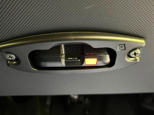ライズ Ｚ　禁煙車　モデリスタエアロ　純正９インチナビ　パノラミックビューモニター　シートヒーター　ブラインドスポットモニター　ＥＴＣ２．０　純正１７インチアルミホイール　Ｂｌｕｅｔｏｏｔｈ再生　ＬＥＤヘッド（45枚目）