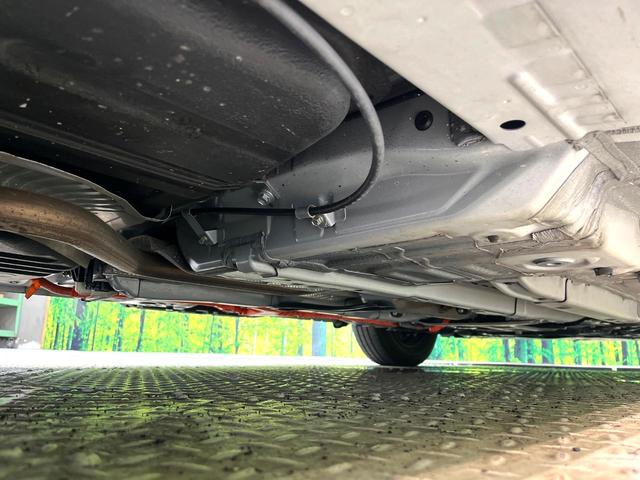 シエンタ ハイブリッドＺ　禁煙車　両側電動ドア　８インチディスプレイオーディオ　全周囲カメラ　衝突軽減装置　１００Ｖ電源　レーダークルーズ　ブラインドスポットモニター　ＥＴＣ２．０　オートハイビーム　車線逸脱警報　オートライト（23枚目）