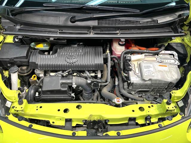 シエンタ ハイブリッドＧ　禁煙車　両側電動ドア　純正７インチナビ　後席モニター　バックカメラ　衝突被害軽減システム　ドラレコ　コーナーセンサー　スマートキー　ＬＥＤヘッド　ビルトインＥＴＣ　車線逸脱警報　オートライト（18枚目）