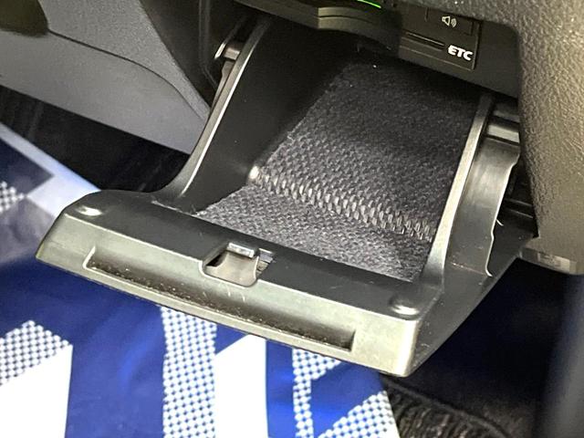 ヴェルファイア ２．５Ｚ　Ｇエディション　両側電動ドア　純正ＳＤナビ　後席モニター　バックカメラ　衝突被害軽減システム　レーダークルーズ　禁煙車　電動リアゲート　ハーフレザーシート　パワーシート　コーナーセンサー　スマートキー　ＬＥＤヘッド（71枚目）