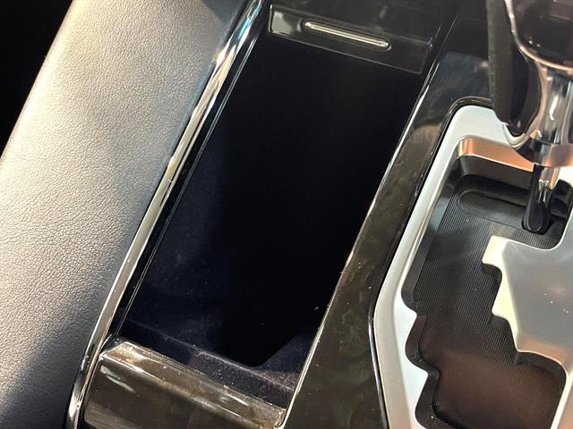 ヴェルファイア ２．５Ｚ　Ｇエディション　両側電動ドア　純正ＳＤナビ　後席モニター　バックカメラ　衝突被害軽減システム　レーダークルーズ　禁煙車　電動リアゲート　ハーフレザーシート　パワーシート　コーナーセンサー　スマートキー　ＬＥＤヘッド（72枚目）