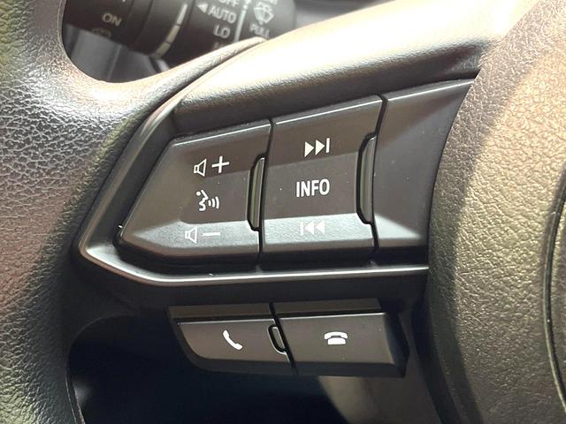 MAZDA2 15S スマートエディション 禁煙車 純正8型ナビ 全周囲カメラ 衝突軽減装置 ETC フルセグ Bluetooth クリアランスソナー オートマチックハイビーム LEDヘッドライト アイドリングストップ スマートキー(7枚目)