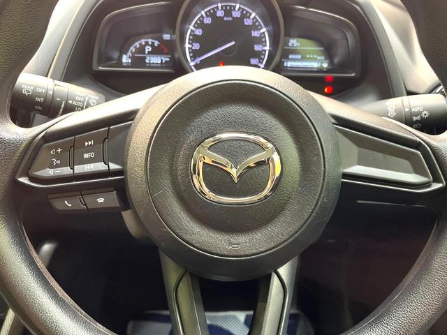 MAZDA2 15S スマートエディション 禁煙車 純正8型ナビ 全周囲カメラ 衝突軽減装置 ETC フルセグ Bluetooth クリアランスソナー オートマチックハイビーム LEDヘッドライト アイドリングストップ スマートキー(44枚目)