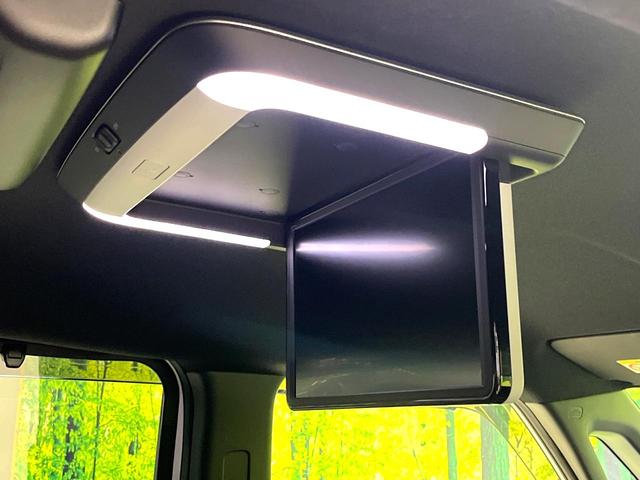 ステップワゴン ｅ：ＨＥＶスパーダ　プレミアムライン　禁煙車　両側電動ドア　後席モニター　全周囲カメラ　衝突被害軽減システム　レーダークルーズ　　電動リアゲート　ハーフレザーシート　ドラレコ　コーナーセンサー　スマートキー　ＬＥＤヘッド　ビルトインＥＴＣ（4枚目）