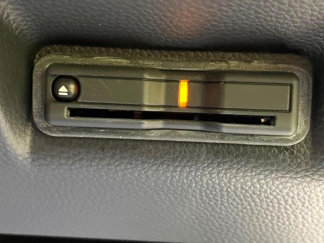 ステップワゴン ｅ：ＨＥＶスパーダ　プレミアムライン　禁煙車　両側電動ドア　後席モニター　全周囲カメラ　衝突被害軽減システム　レーダークルーズ　　電動リアゲート　ハーフレザーシート　ドラレコ　コーナーセンサー　スマートキー　ＬＥＤヘッド　ビルトインＥＴＣ（29枚目）
