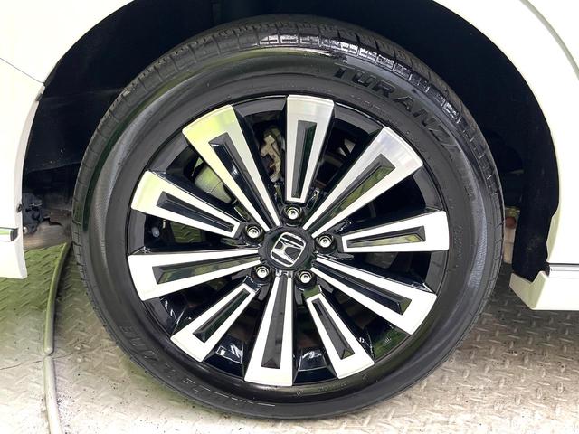 ステップワゴン ｅ：ＨＥＶスパーダ　プレミアムライン　禁煙車　両側電動ドア　後席モニター　全周囲カメラ　衝突被害軽減システム　レーダークルーズ　　電動リアゲート　ハーフレザーシート　ドラレコ　コーナーセンサー　スマートキー　ＬＥＤヘッド　ビルトインＥＴＣ（62枚目）