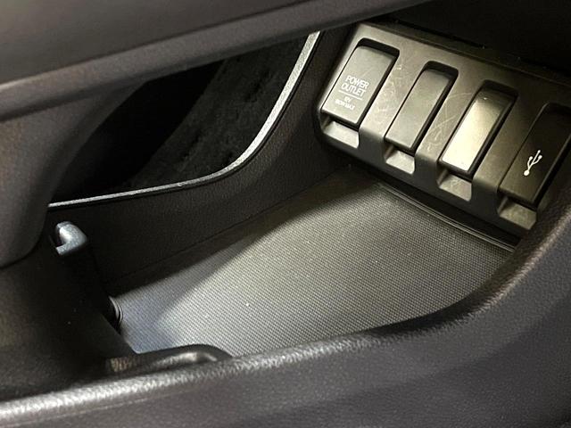 ヴェゼル ハイブリッドＺ・ホンダセンシング　禁煙車　ホンダセンシング　ＳＤナビ　レーダークルーズ　バックカメラ　Ｂｌｕｅｔｏｏｔｈ　ハーフレザーシート　ドラレコ　スマートキー　ＬＥＤヘッド　ＥＴＣ　オートハイビーム　レーンアシスト（63枚目）