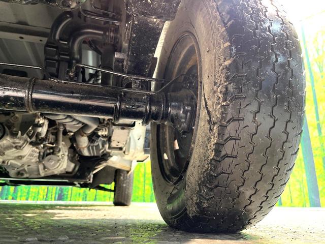 サンバートラック TB 4WD MT車 禁煙車 ドアバイザー 横滑り防止装置 衝突安全ボディ エアコン パワーステアリング 車検2年付き(19枚目)