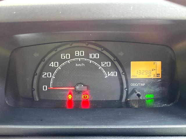 サンバートラック TB 4WD MT車 禁煙車 ドアバイザー 横滑り防止装置 衝突安全ボディ エアコン パワーステアリング 車検2年付き(35枚目)