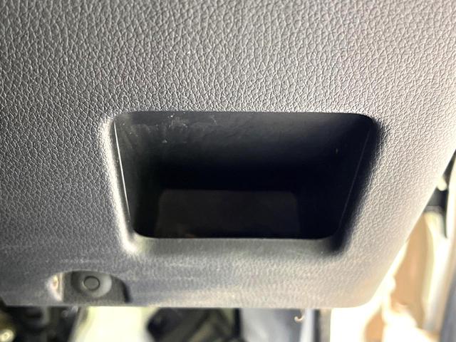 サンバートラック TB 4WD MT車 禁煙車 ドアバイザー 横滑り防止装置 衝突安全ボディ エアコン パワーステアリング 車検2年付き(36枚目)