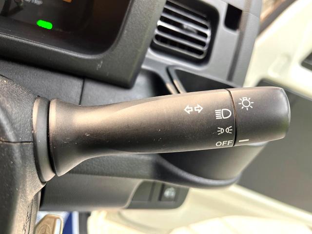 サンバートラック TB 4WD MT車 禁煙車 ドアバイザー 横滑り防止装置 衝突安全ボディ エアコン パワーステアリング 車検2年付き(37枚目)