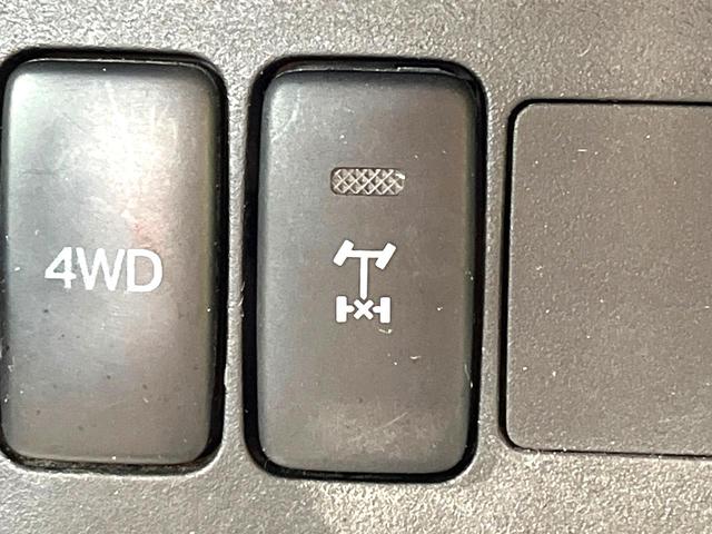 サンバートラック TB 4WD MT車 禁煙車 ドアバイザー 横滑り防止装置 衝突安全ボディ エアコン パワーステアリング 車検2年付き(43枚目)