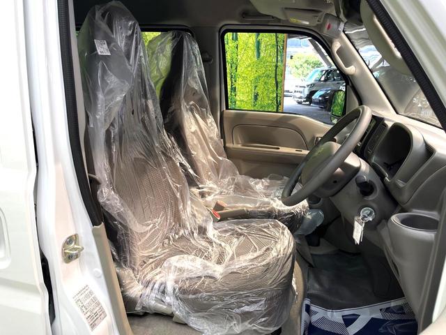 エブリイ ＰＡリミテッド　禁煙車　衝突被害軽減システム　コーナーセンサー　オートハイビーム　車線逸脱警報　オートライト　アイドリングストップ　キーレス　プライバシーガラス　盗難防止装置（8枚目）