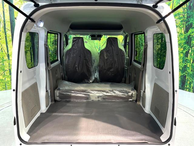 エブリイ ＰＡリミテッド　禁煙車　衝突被害軽減システム　コーナーセンサー　オートハイビーム　車線逸脱警報　オートライト　アイドリングストップ　キーレス　プライバシーガラス　盗難防止装置（10枚目）