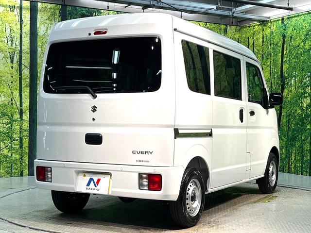 エブリイ ＰＡリミテッド　禁煙車　衝突被害軽減システム　コーナーセンサー　オートハイビーム　車線逸脱警報　オートライト　アイドリングストップ　キーレス　プライバシーガラス　盗難防止装置（17枚目）