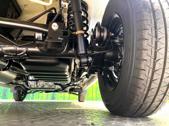 エブリイ ＰＡリミテッド　禁煙車　衝突被害軽減システム　コーナーセンサー　オートハイビーム　車線逸脱警報　オートライト　アイドリングストップ　キーレス　プライバシーガラス　盗難防止装置（20枚目）