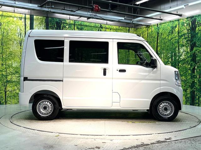 エブリイ ＰＡリミテッド　禁煙車　衝突被害軽減システム　コーナーセンサー　オートハイビーム　車線逸脱警報　オートライト　アイドリングストップ　キーレス　プライバシーガラス　盗難防止装置（26枚目）