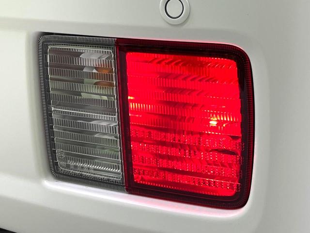 エブリイ ＰＡリミテッド　禁煙車　衝突被害軽減システム　コーナーセンサー　オートハイビーム　車線逸脱警報　オートライト　アイドリングストップ　キーレス　プライバシーガラス　盗難防止装置（40枚目）