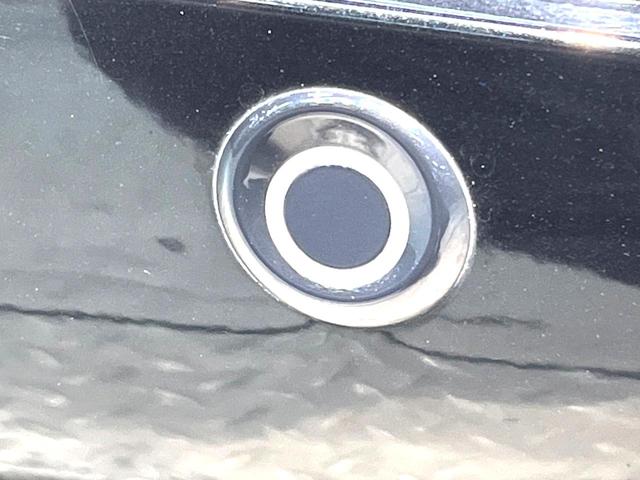 スペーシア ハイブリッドＸ　両側電動スライドドア　純正ナビ　全周囲カメラ　衝突軽減装置　禁煙車　スマートキー　シートヒーター　コーナーセンサー　ＥＴＣ　オートマチックハイビーム　車線逸脱警報　誤発進抑制制御機能（25枚目）