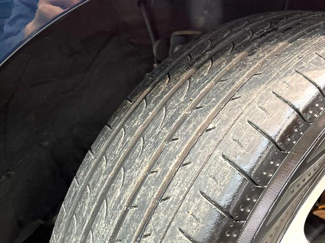 ヴォクシー ＺＳ　煌　禁煙車　後席モニター　ＢＩＧ－Ｘ１１型ナビ　衝突軽減装置　両側電動スライドドア　バックカメラ　ＥＴＣ　ドラレコ　Ｂｌｕｅｔｏｏｔｈ　フルセグ　プライバシーガラス　オートマチックハイビーム（32枚目）