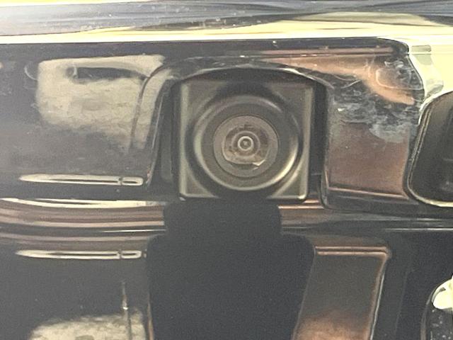 ヴォクシー ＺＳ　煌　禁煙車　後席モニター　ＢＩＧ－Ｘ１１型ナビ　衝突軽減装置　両側電動スライドドア　バックカメラ　ＥＴＣ　ドラレコ　Ｂｌｕｅｔｏｏｔｈ　フルセグ　プライバシーガラス　オートマチックハイビーム（36枚目）