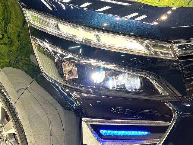 ヴォクシー ＺＳ　煌　禁煙車　後席モニター　ＢＩＧ－Ｘ１１型ナビ　衝突軽減装置　両側電動スライドドア　バックカメラ　ＥＴＣ　ドラレコ　Ｂｌｕｅｔｏｏｔｈ　フルセグ　プライバシーガラス　オートマチックハイビーム（38枚目）