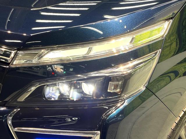 ヴォクシー ＺＳ　煌　禁煙車　後席モニター　ＢＩＧ－Ｘ１１型ナビ　衝突軽減装置　両側電動スライドドア　バックカメラ　ＥＴＣ　ドラレコ　Ｂｌｕｅｔｏｏｔｈ　フルセグ　プライバシーガラス　オートマチックハイビーム（39枚目）