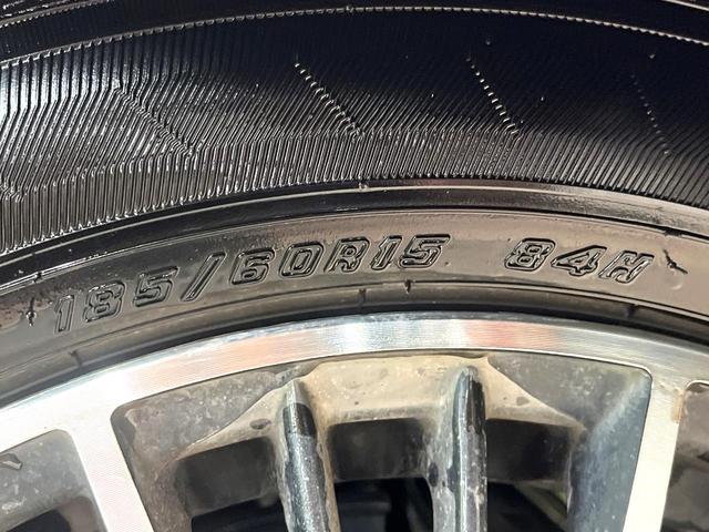 アクア Sスタイルブラック アルパインSDナビ バックカメラ 衝突被害軽減システム 禁煙車 ドラレコ コーナーセンサー スマートキー LEDヘッド オートハイビーム 車線逸脱警報 オートライト オートエアコン Bluetooth(37枚目)