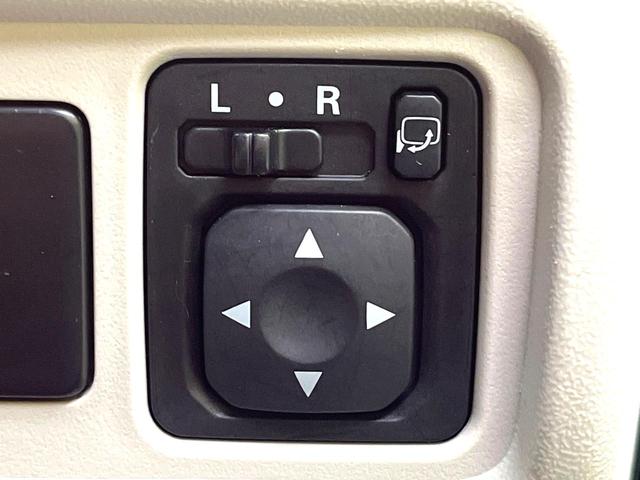 ミラージュ M 禁煙車 ナビ Bluetooth フルセグ CD再生 DVD再生 オートエアコン フォグライト アイドリングストップ 横滑り防止装置 盗難防止装置 トラクションコントロール(6枚目)