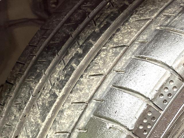 カローラツーリング ハイブリッド ダブルバイビー 禁煙車 衝突軽減システム ナビ付ディスプレイオーディオ レーダークルーズ バックカメラ フルセグ ETC2.0 Bluetooth再生 ブラインドスポットモニター ハーフレザーシート LEDヘッド(31枚目)