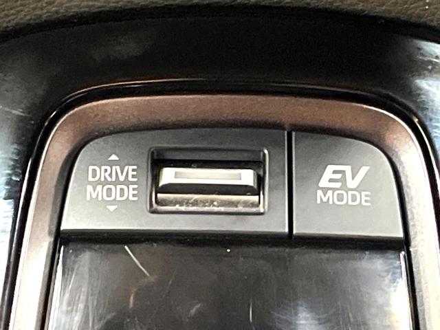 カローラツーリング ハイブリッド ダブルバイビー 禁煙車 衝突軽減システム ナビ付ディスプレイオーディオ レーダークルーズ バックカメラ フルセグ ETC2.0 Bluetooth再生 ブラインドスポットモニター ハーフレザーシート LEDヘッド(59枚目)