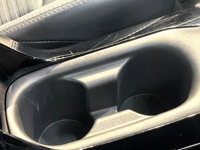 カローラツーリング ハイブリッド ダブルバイビー 禁煙車 衝突軽減システム ナビ付ディスプレイオーディオ レーダークルーズ バックカメラ フルセグ ETC2.0 Bluetooth再生 ブラインドスポットモニター ハーフレザーシート LEDヘッド(61枚目)