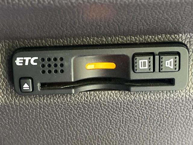 フリードハイブリッド ハイブリッド・Gホンダセンシング 禁煙車 両側電動スライドドア 純正SDナビ バックカメラ 衝突被害軽減システム レーダークルーズコントロール スマートキー LEDヘッド ETC 車線逸脱警報 オートライト オートエアコン(8枚目)