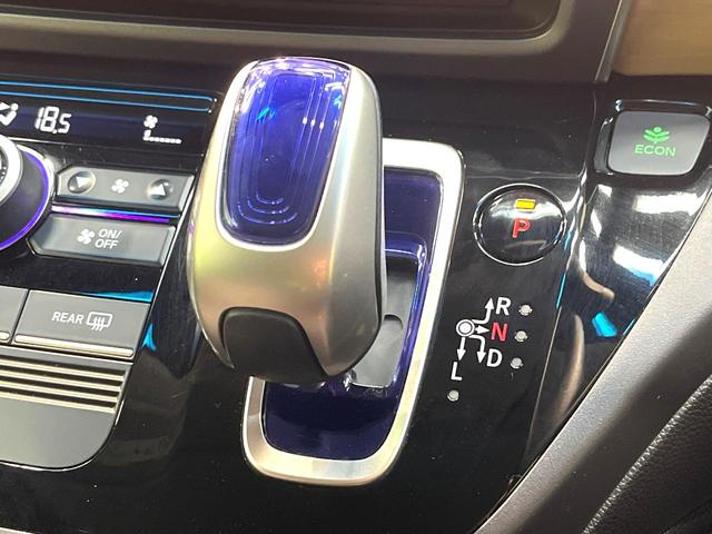 フリードハイブリッド ハイブリッド・Gホンダセンシング 禁煙車 両側電動スライドドア 純正SDナビ バックカメラ 衝突被害軽減システム レーダークルーズコントロール スマートキー LEDヘッド ETC 車線逸脱警報 オートライト オートエアコン(51枚目)