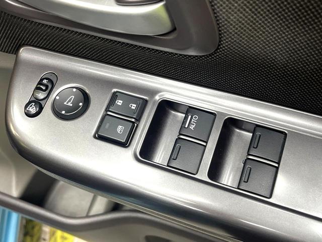 フリードハイブリッド ハイブリッド・Gホンダセンシング 禁煙車 両側電動スライドドア 純正SDナビ バックカメラ 衝突被害軽減システム レーダークルーズコントロール スマートキー LEDヘッド ETC 車線逸脱警報 オートライト オートエアコン(54枚目)