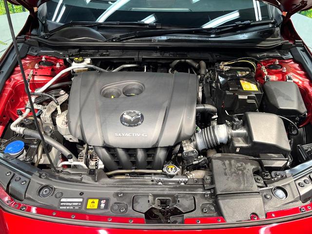 MAZDA3ファストバック 20Sバーガンディ セレクション 禁煙車 10インチSDナビ バックカメラ BOSEサウンド 衝突被害軽減システム レーダークルーズ レザーシート パワーシート コーナーセンサー スマートキー LEDヘッド ビルトインETC(18枚目)