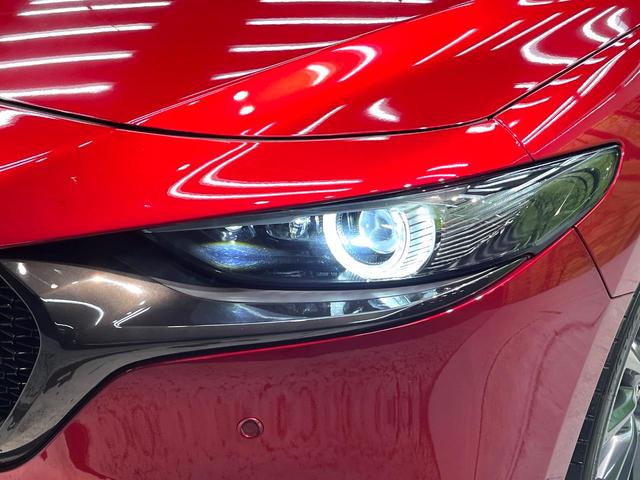 MAZDA3ファストバック 20Sバーガンディ セレクション 禁煙車 10インチSDナビ バックカメラ BOSEサウンド 衝突被害軽減システム レーダークルーズ レザーシート パワーシート コーナーセンサー スマートキー LEDヘッド ビルトインETC(29枚目)