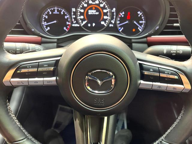 MAZDA3ファストバック 20Sバーガンディ セレクション 禁煙車 10インチSDナビ バックカメラ BOSEサウンド 衝突被害軽減システム レーダークルーズ レザーシート パワーシート コーナーセンサー スマートキー LEDヘッド ビルトインETC(41枚目)