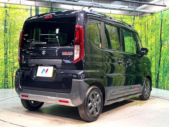 スペーシアギア ハイブリッドXZ 禁煙車 9インチナビ 両側電動ドア 全周囲カメラ 衝突被害軽減システム レーダークルーズ コーナーセンサー スマートキー LEDヘッド オートハイビーム 車線逸脱警報 オートライト オートエアコン(17枚目)