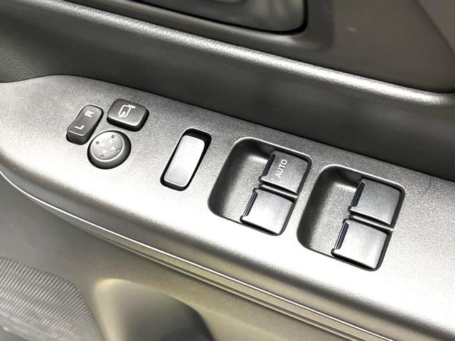 スペーシアギア ハイブリッドXZ 禁煙車 9インチナビ 両側電動ドア 全周囲カメラ 衝突被害軽減システム レーダークルーズ コーナーセンサー スマートキー LEDヘッド オートハイビーム 車線逸脱警報 オートライト オートエアコン(73枚目)